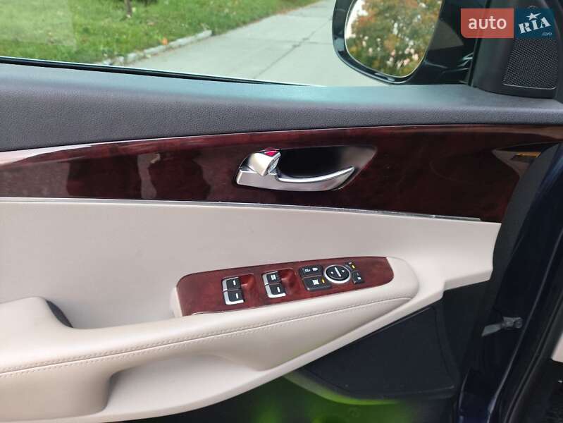 Позашляховик / Кросовер Kia Sorento 2016 в Рівному