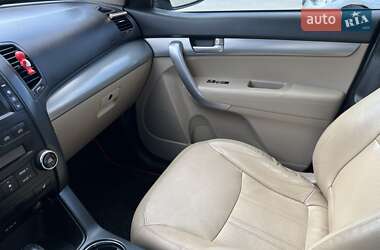 Внедорожник / Кроссовер Kia Sorento 2011 в 