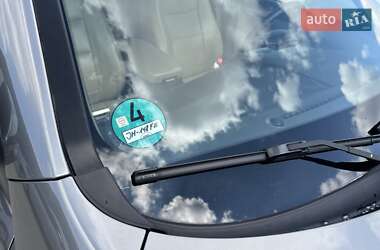 Внедорожник / Кроссовер Kia Sorento 2011 в 