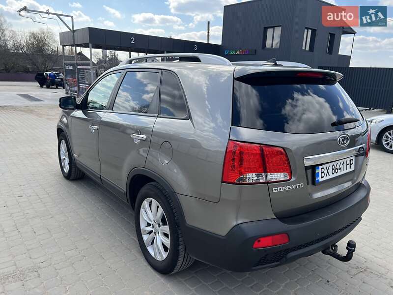Внедорожник / Кроссовер Kia Sorento 2011 в Белогорье