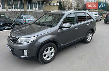 Внедорожник / Кроссовер Kia Sorento 2013 в 