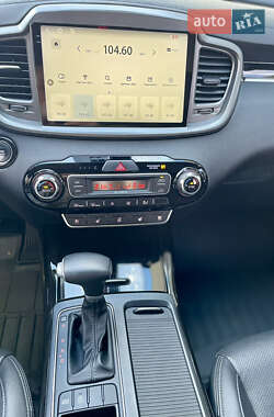 Внедорожник / Кроссовер Kia Sorento 2019 в 