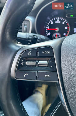 Внедорожник / Кроссовер Kia Sorento 2019 в 
