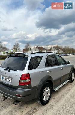 Внедорожник / Кроссовер Kia Sorento 2004 в 