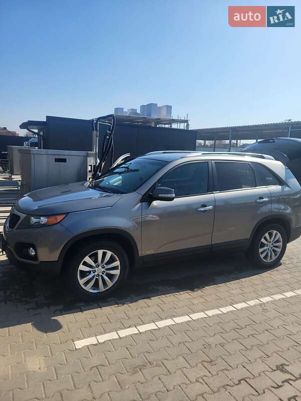 Внедорожник / Кроссовер Kia Sorento 2012 в Луцке