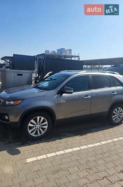 Внедорожник / Кроссовер Kia Sorento 2012 в 