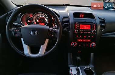 Внедорожник / Кроссовер Kia Sorento 2010 в 
