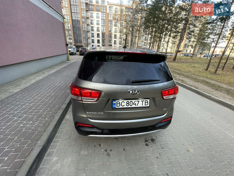 Внедорожник / Кроссовер Kia Sorento 2016 в Львове