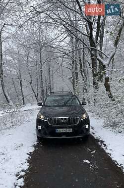 Позашляховик / Кросовер Kia Sorento 2017 в 