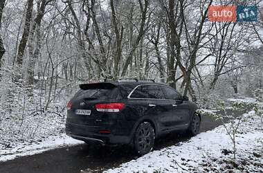 Позашляховик / Кросовер Kia Sorento 2017 в 