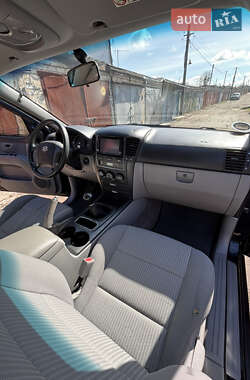 Внедорожник / Кроссовер Kia Sorento 2008 в 