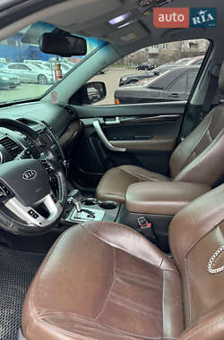 Внедорожник / Кроссовер Kia Sorento 2010 в 