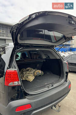 Внедорожник / Кроссовер Kia Sorento 2010 в 