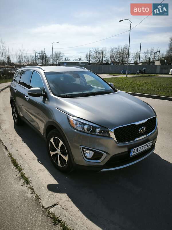 Внедорожник / Кроссовер Kia Sorento 2016 в 