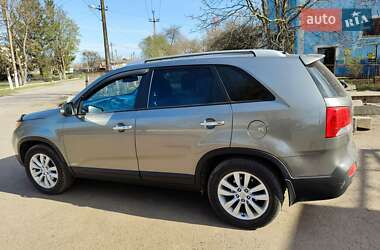 Внедорожник / Кроссовер Kia Sorento 2012 в 