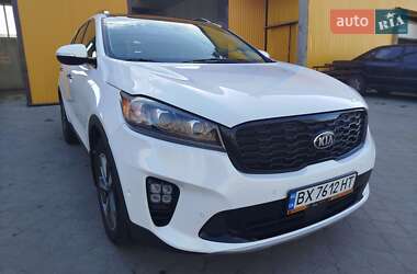 Позашляховик / Кросовер Kia Sorento 2018 в 