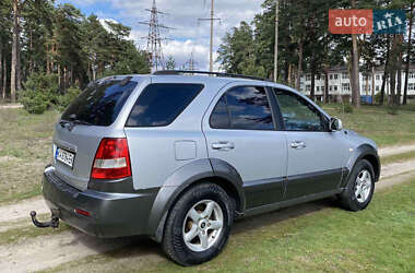 Позашляховик / Кросовер Kia Sorento 2005 в 