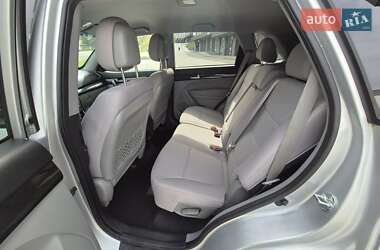 Позашляховик / Кросовер Kia Sorento 2013 в 