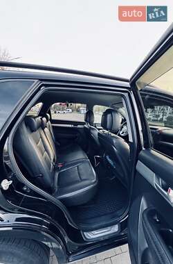 Внедорожник / Кроссовер Kia Sorento 2012 в 