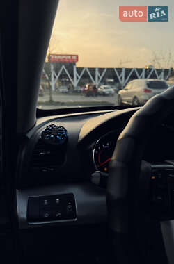 Внедорожник / Кроссовер Kia Sorento 2012 в 