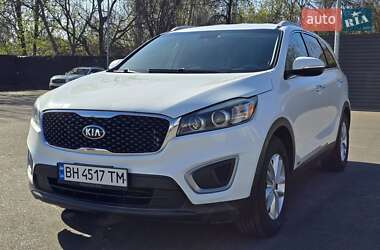 Внедорожник / Кроссовер Kia Sorento 2016 в 