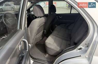 Позашляховик / Кросовер Kia Sorento 2006 в 