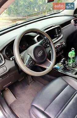 Внедорожник / Кроссовер Kia Sorento 2015 в 