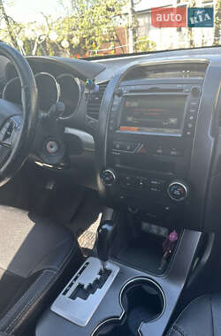 Внедорожник / Кроссовер Kia Sorento 2011 в 