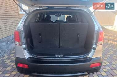 Внедорожник / Кроссовер Kia Sorento 2011 в 