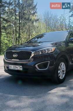 Позашляховик / Кросовер Kia Sorento 2016 в Хмільнику
