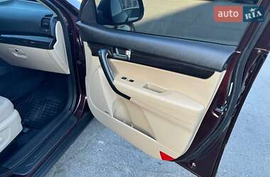 Внедорожник / Кроссовер Kia Sorento 2011 в 
