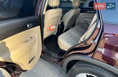Внедорожник / Кроссовер Kia Sorento 2011 в 