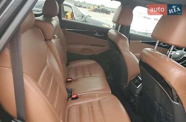 Позашляховик / Кросовер Kia Sorento 2019 в 