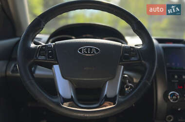 Внедорожник / Кроссовер Kia Sorento 2011 в 