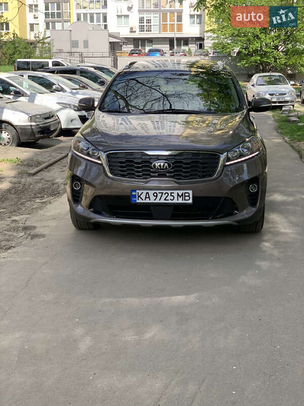 Внедорожник / Кроссовер Kia Sorento 2018 в 