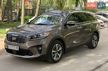 Внедорожник / Кроссовер Kia Sorento 2018 в 