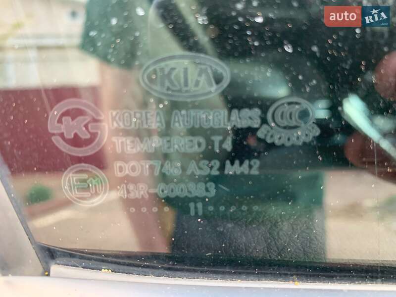 Позашляховик / Кросовер Kia Sorento 2011 в Чернігові