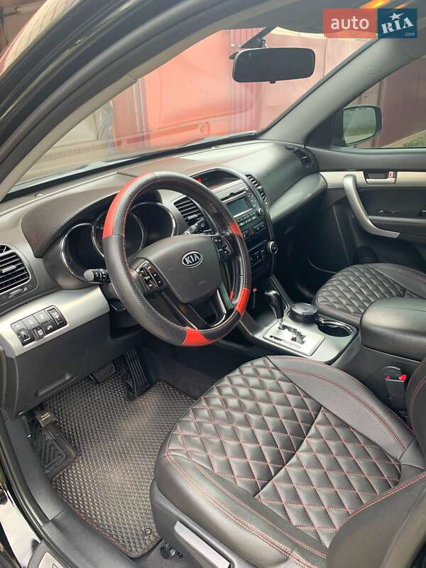 Позашляховик / Кросовер Kia Sorento 2011 в Чернігові