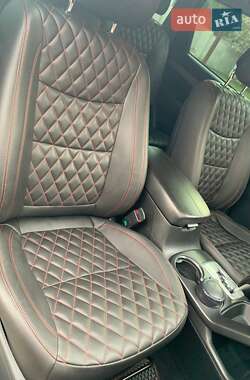 Внедорожник / Кроссовер Kia Sorento 2011 в 