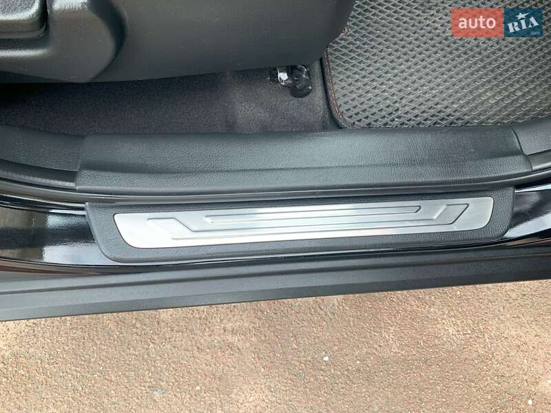 Позашляховик / Кросовер Kia Sorento 2011 в Чернігові