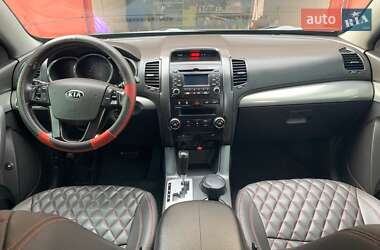Внедорожник / Кроссовер Kia Sorento 2011 в 