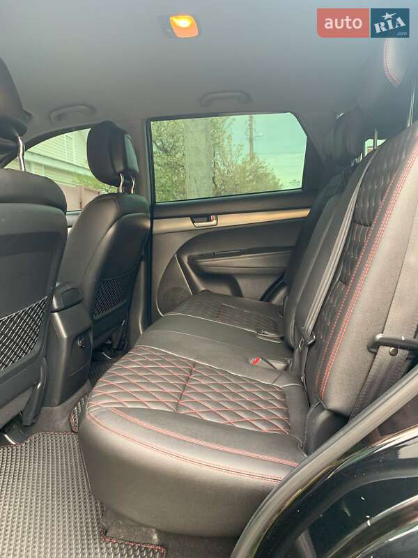 Позашляховик / Кросовер Kia Sorento 2011 в Чернігові