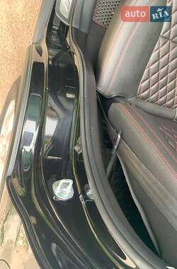 Внедорожник / Кроссовер Kia Sorento 2011 в 