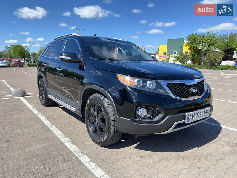 Позашляховик / Кросовер Kia Sorento 2011 в Житомирі