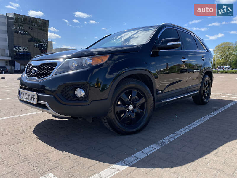 Позашляховик / Кросовер Kia Sorento 2011 в Житомирі