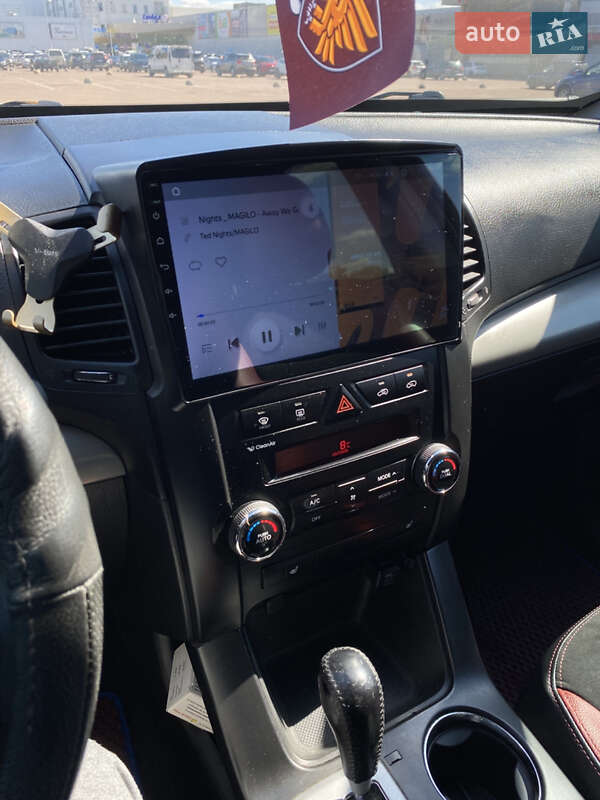 Позашляховик / Кросовер Kia Sorento 2011 в Житомирі