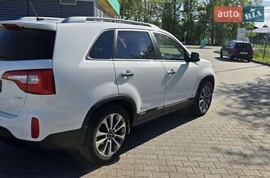 Внедорожник / Кроссовер Kia Sorento 2014 в 