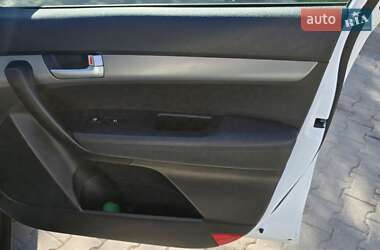 Внедорожник / Кроссовер Kia Sorento 2014 в 