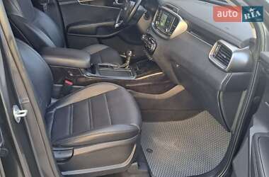 Позашляховик / Кросовер Kia Sorento 2017 в 