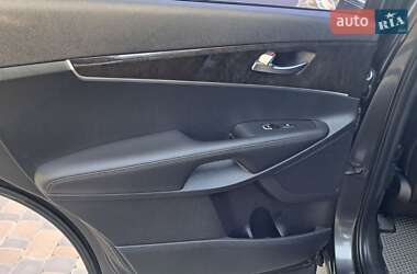 Позашляховик / Кросовер Kia Sorento 2017 в 